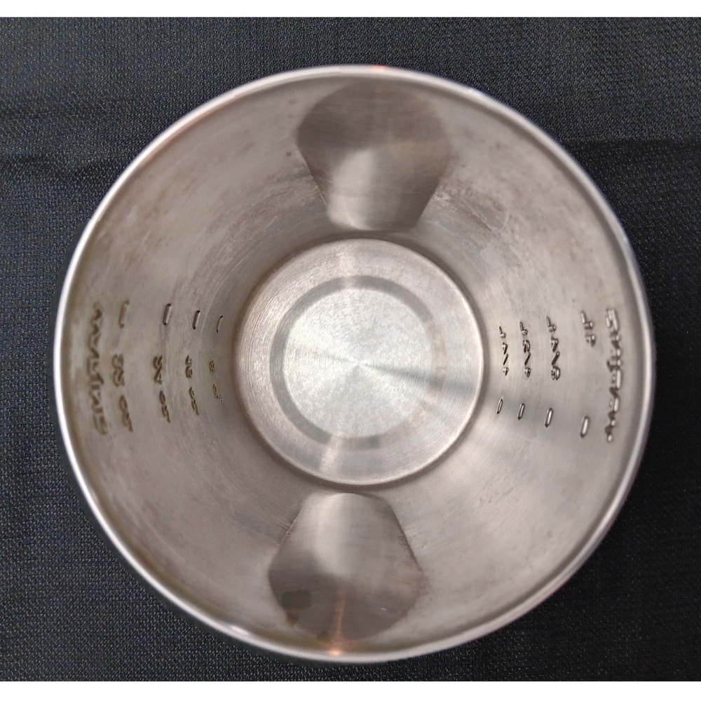 Waring Pro Juice Extractor Stainless Steel 1 Liter 32 oz Measuring Cup JEX328 - Picture 6 of 6